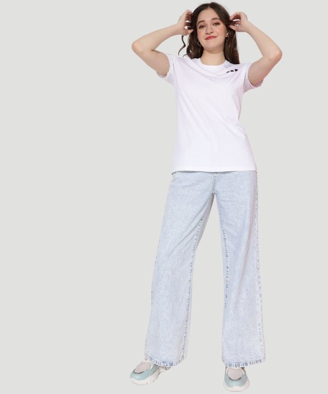 Women's White Graphic Print Half Sleeves Regular Fit T-Shirt